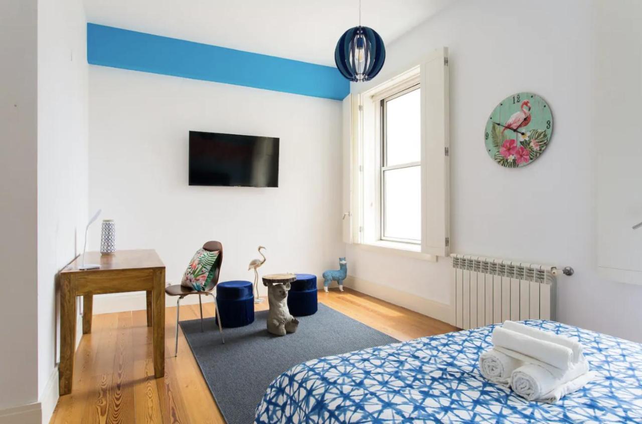 Beautiful 3-Story House In Chiado With A 40M² Private Terrace Lejlighed Lisboa Eksteriør billede