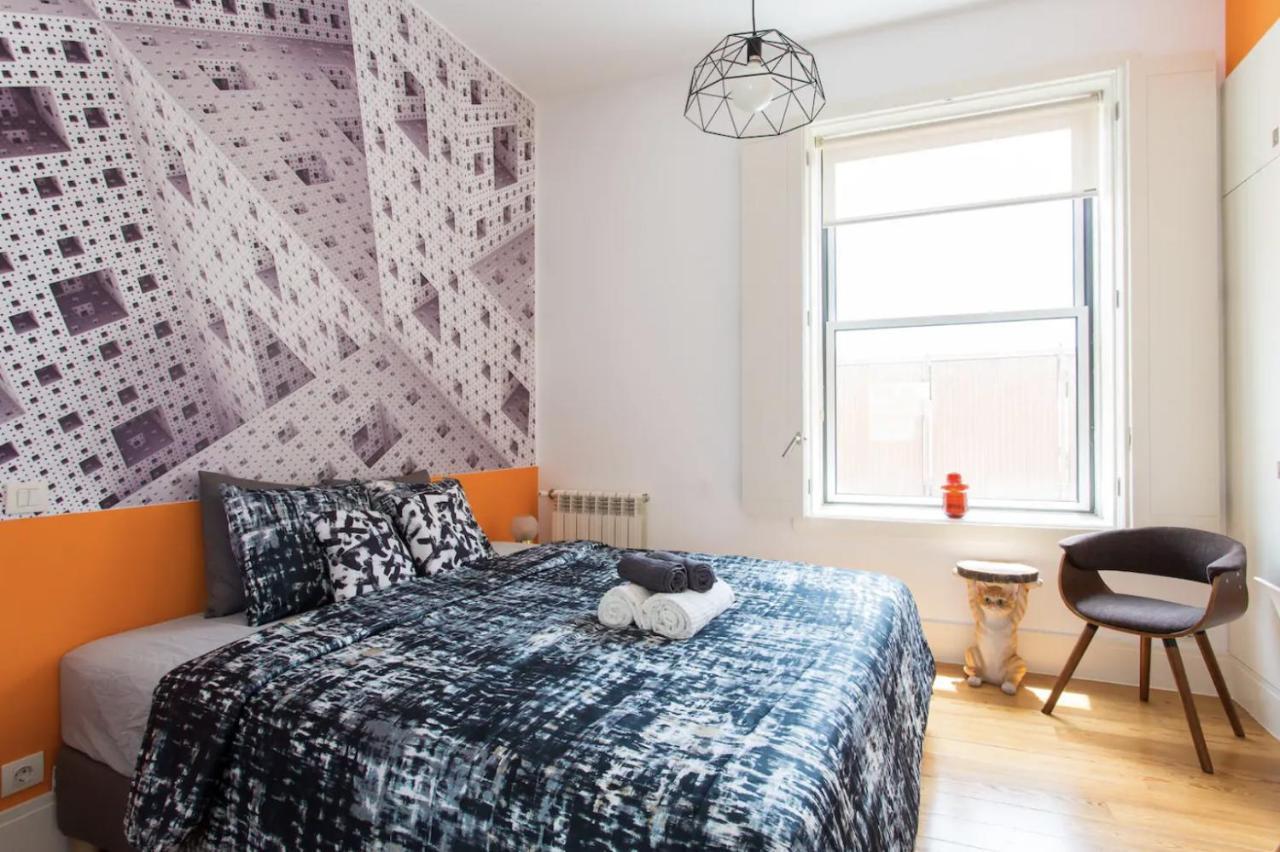 Beautiful 3-Story House In Chiado With A 40M² Private Terrace Lejlighed Lisboa Eksteriør billede
