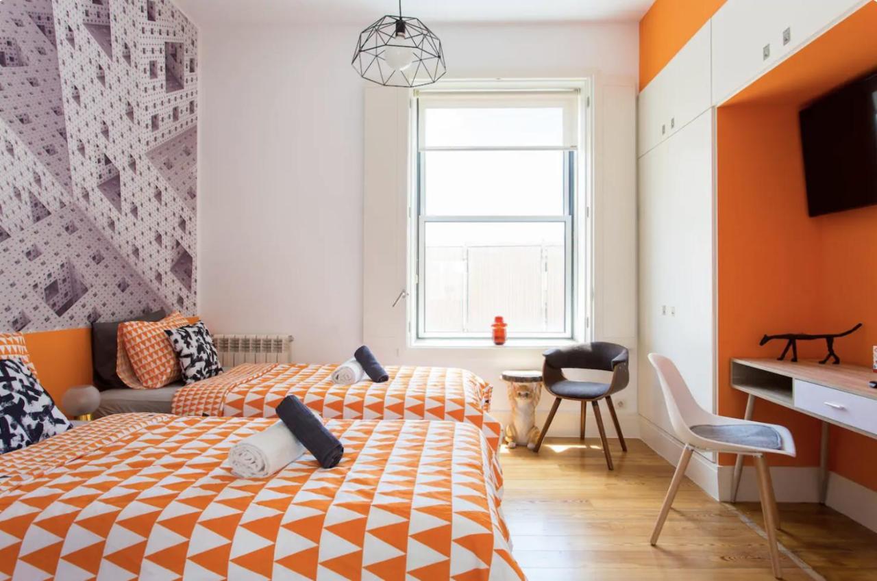 Beautiful 3-Story House In Chiado With A 40M² Private Terrace Lejlighed Lisboa Eksteriør billede